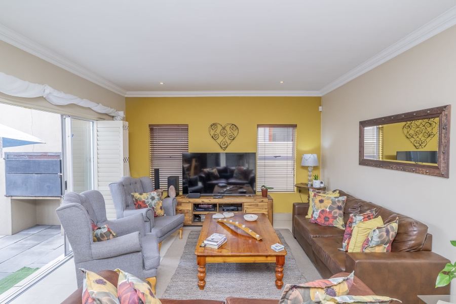 3 Bedroom Property for Sale in Protea Heights Western Cape